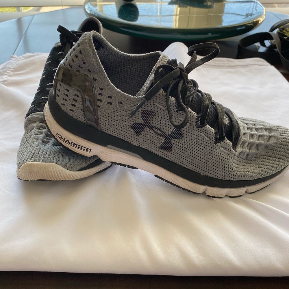 Under armour speed knit 9.5